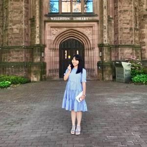 Meet your Posher, Jade